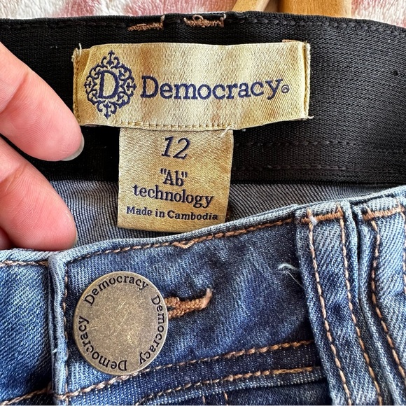 Democracy Ab Technology Mid Rise Stretch Slimming Ankle Jeans Med Wash Sz 12 - Picture 3 of 7